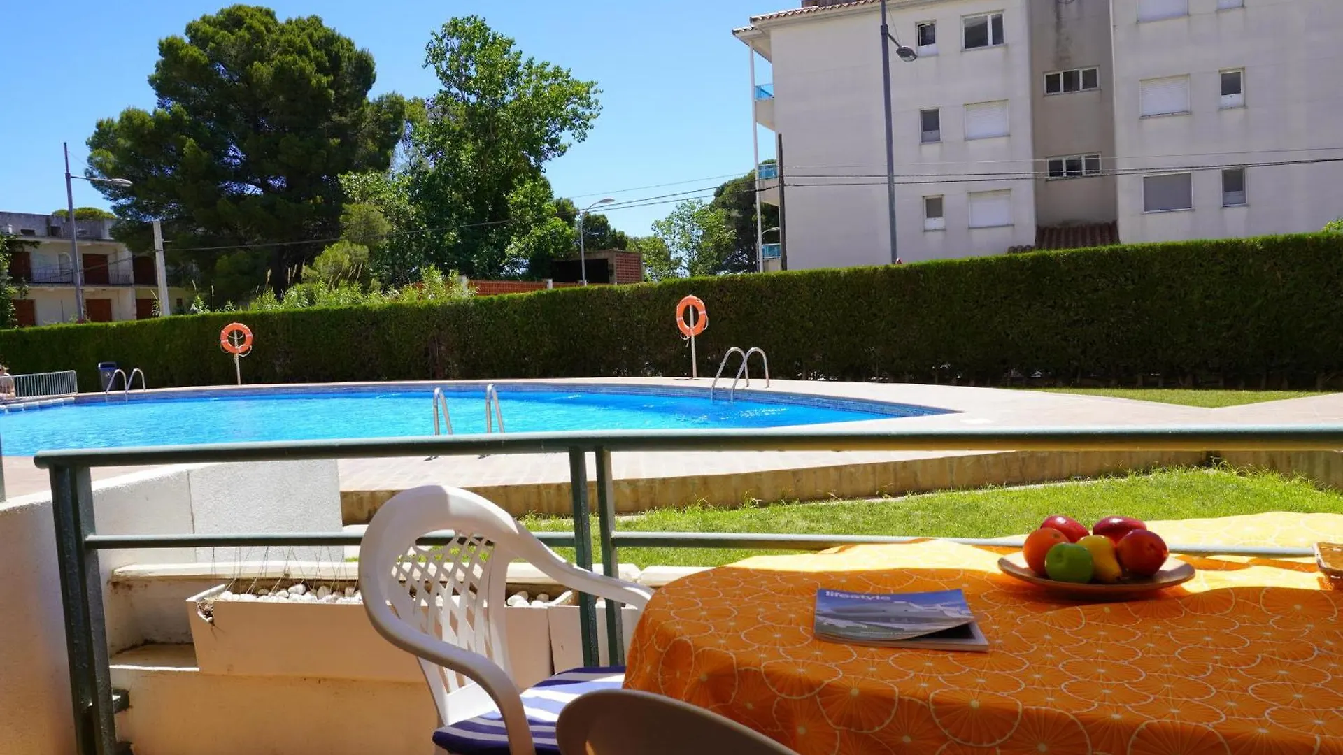 Apartamento En Planta Baja Con Terraza Y Piscina Cerca De La Playa De L'Estartit - Es-323-86 Torroella de Montgrí